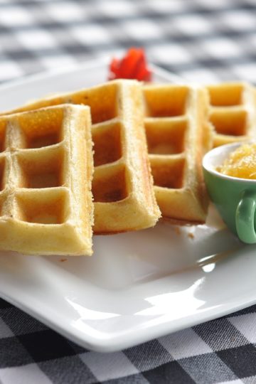 Eggless Whole Wheat Waffles